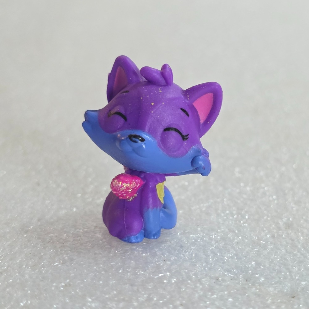 Hatchimals CollEGGtibles Purple Blue FOXFIN Fox Figure 1 inch Spin Master Toy
